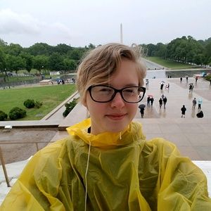 Meet your Posher, Kristen